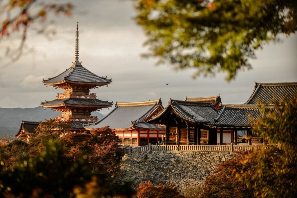 150726183949-kyoto-guide-kiyomizu