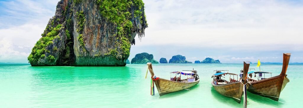 is_15979556_phuket_beach_3000x1000